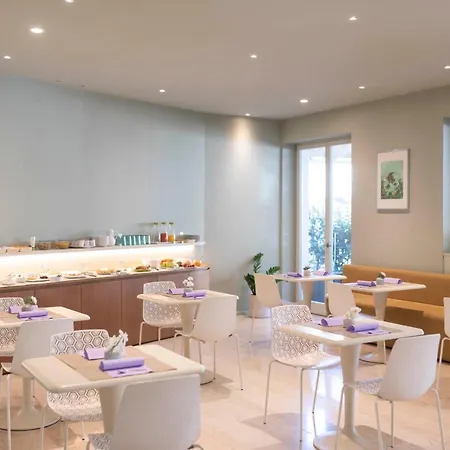Aromi Piccolo Hotel Salò