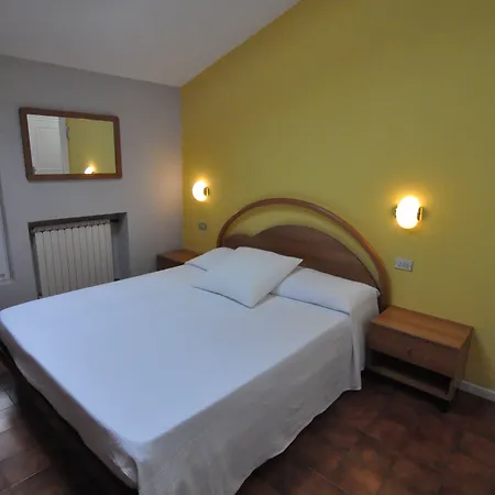 Ξενοδοχείο Aromi Piccolo 3*