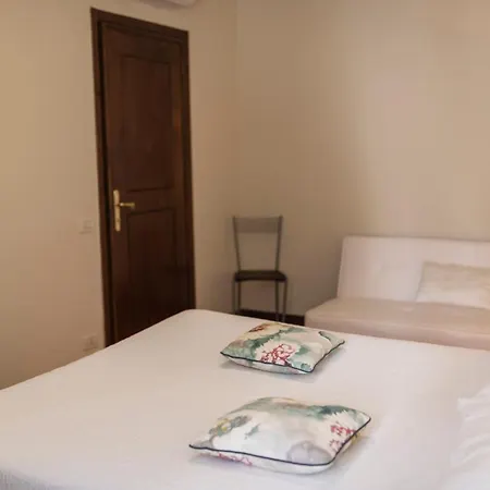 Aromi Piccolo Hotel 3*