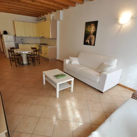 Hotel Aromi Piccolo Salò