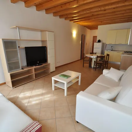 Hotel Aromi Piccolo 3*