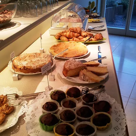 Aromi Piccolo Hotel 3*